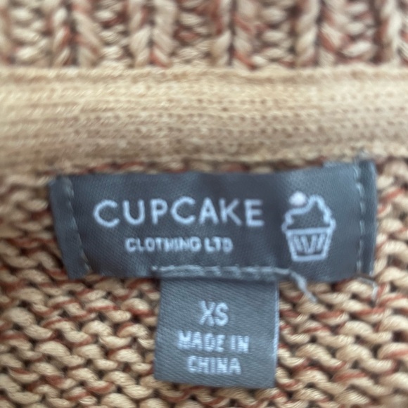Cup Cake Women's knit Sweater XS For women's - Picture 6 of 6